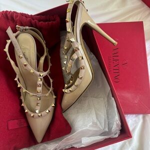 Valentino Garavani Nude Studded Heels
